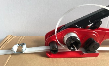 Strapping Tensioner from BSTSTRAP: an innovative tool for improving logistics efficiency